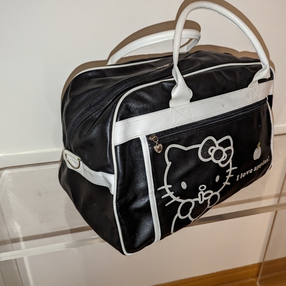 Hello Kitty Large Bag - Carry-On Bag / Overnight Bag / Duffle Bag - Picture 3 of 16